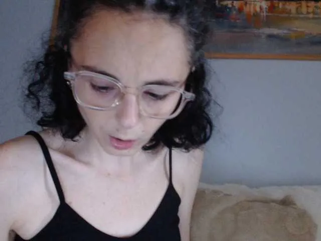 Live sex webcam photo for cleophee #294277928