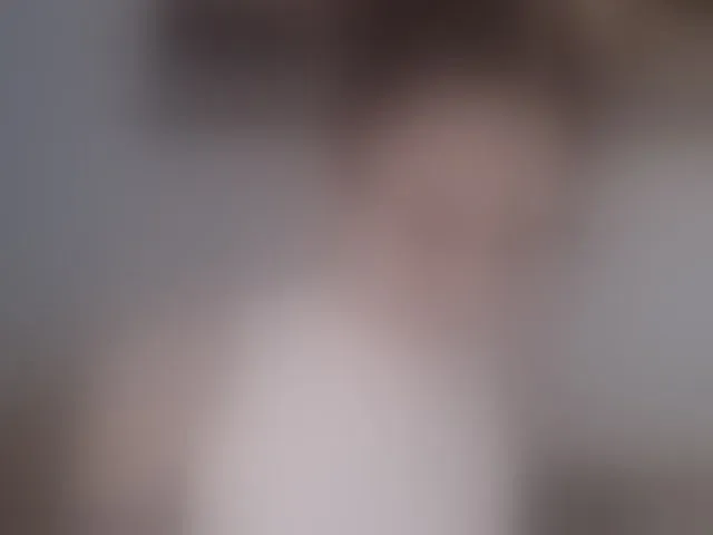 Live sex webcam photo for cleophee #294319414