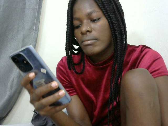 Live sex webcam photo for cleverj #275628483