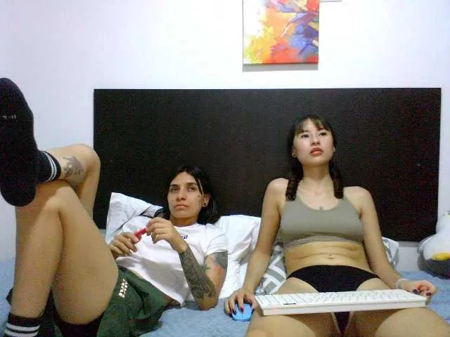 Live sex webcam photo for clhoeyviolett #291546027