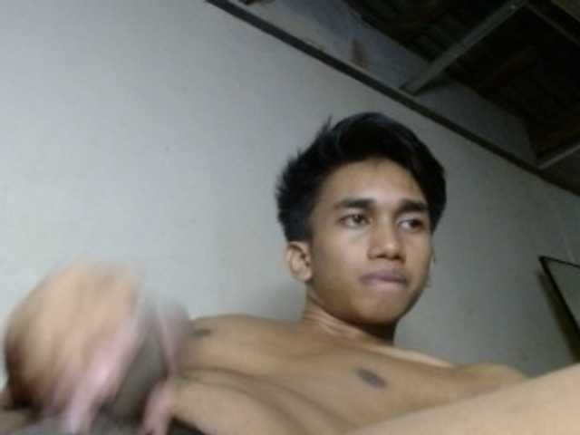 Live sex webcam photo for clint2811 #277830534