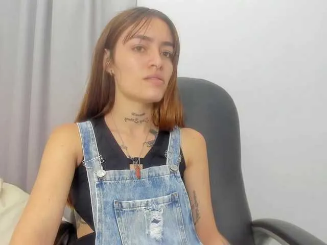 Live sex webcam photo for cloe-amazing #277364354
