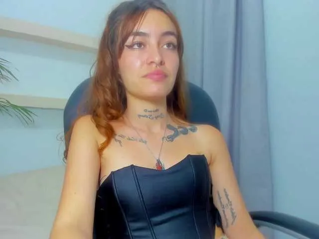 Live sex webcam photo for cloe-amazing #277378717