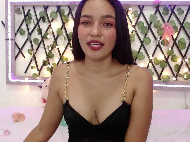 Live sex webcam photo for cloeceleste #277493845