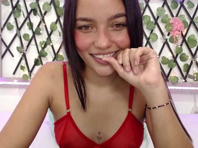 Live sex webcam photo for cloeceleste #277513888