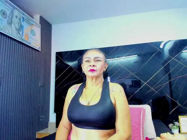 Live sex webcam photo for cloeerabbyt #291837749