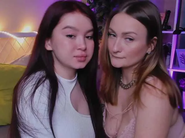 Live sex webcam photo for closebabies77 #271824347