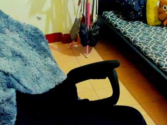 Live sex webcam photo for cloudy1993 #273764221