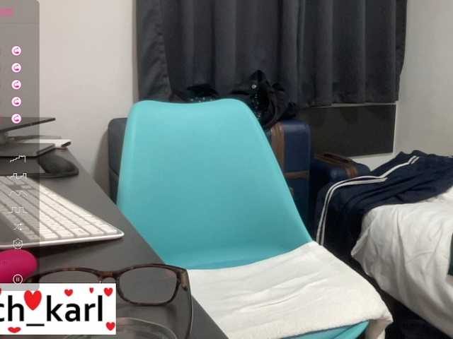 Live sex webcam photo for coach-karl #276664291