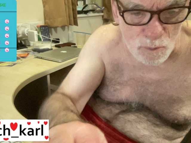 Live sex webcam photo for coach-karl #277211951