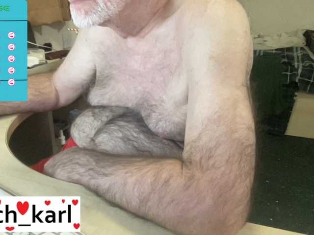 Live sex webcam photo for coach-karl #277376886