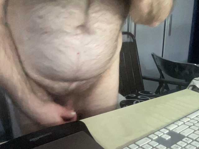 Live sex webcam photo for coach-karl #290509415