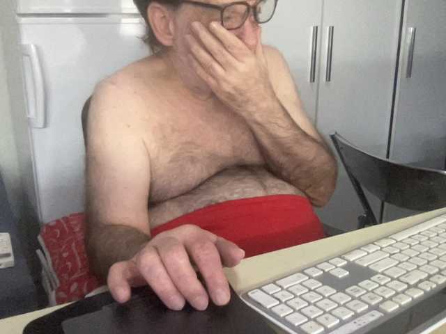 Live sex webcam photo for coach-karl #290523439