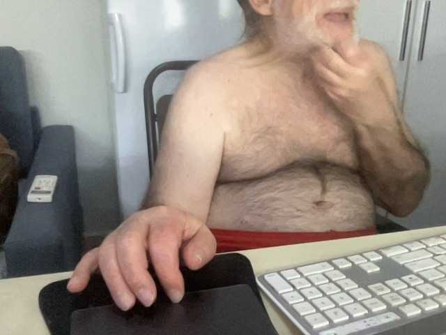 Live sex webcam photo for coach-karl #290720289