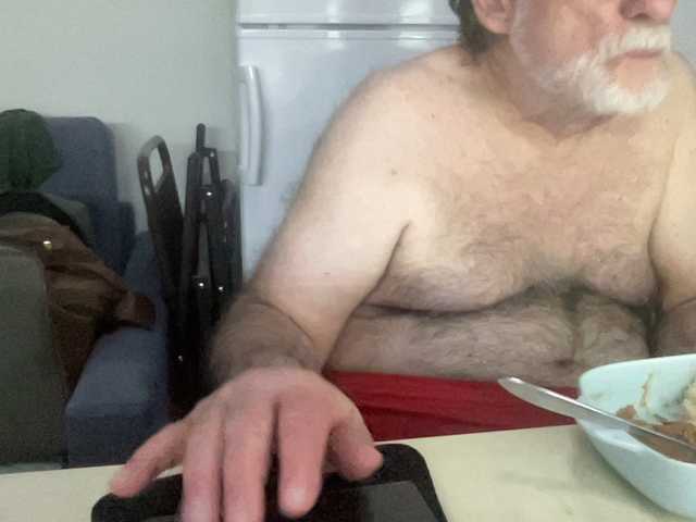 Live sex webcam photo for coach-karl #290834076