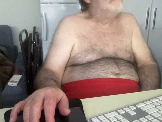 Live sex webcam photo for coach-karl #290911806