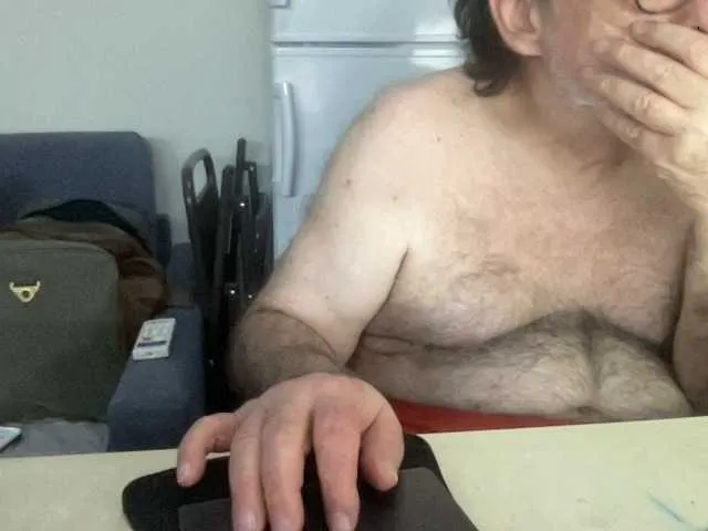 Live sex webcam photo for coach-karl #291000058