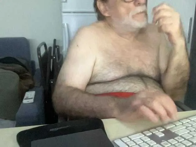 Live sex webcam photo for coach-karl #291024731