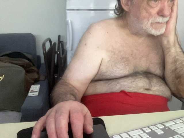 Live sex webcam photo for coach-karl #291036066