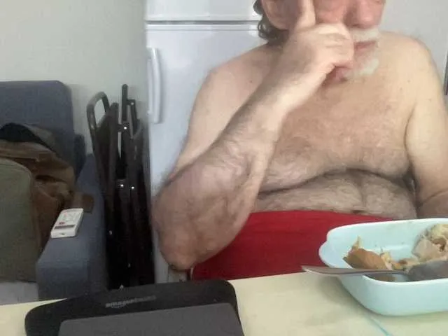 Live sex webcam photo for coach-karl #291070025