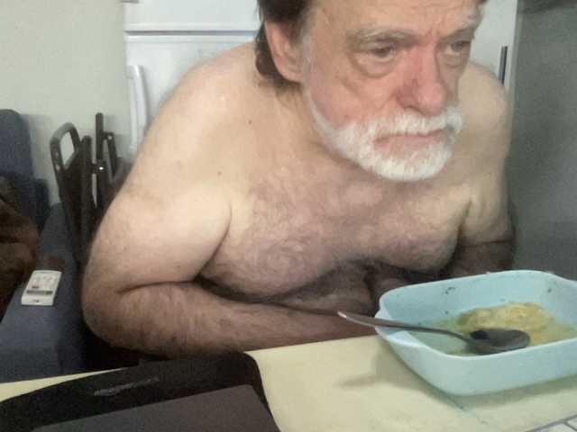 Live sex webcam photo for coach-karl #291099312