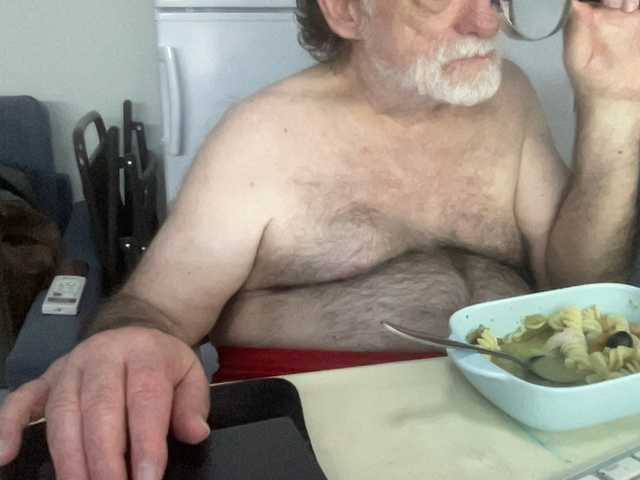 Live sex webcam photo for coach-karl #291113204