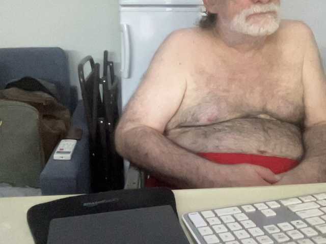 Live sex webcam photo for coach-karl #291122576