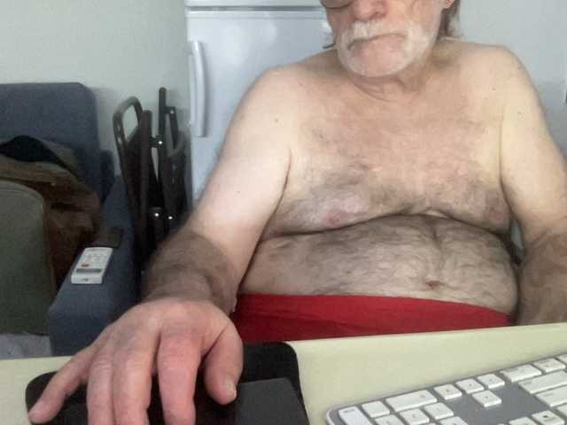 Live sex webcam photo for coach-karl #291148147