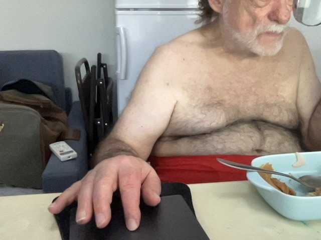 Live sex webcam photo for coach-karl #291191583