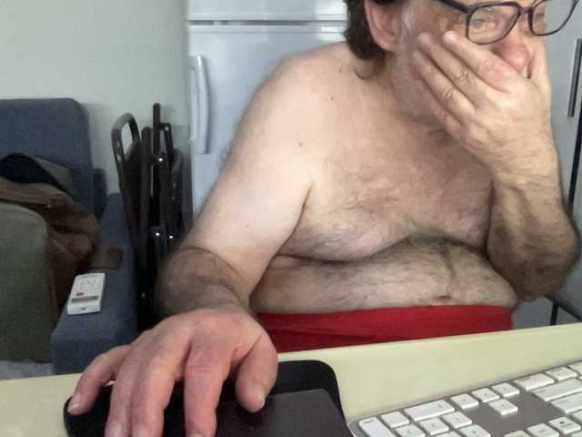 Live sex webcam photo for coach-karl #291249415