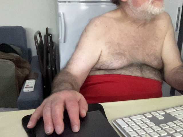 Live sex webcam photo for coach-karl #291295890