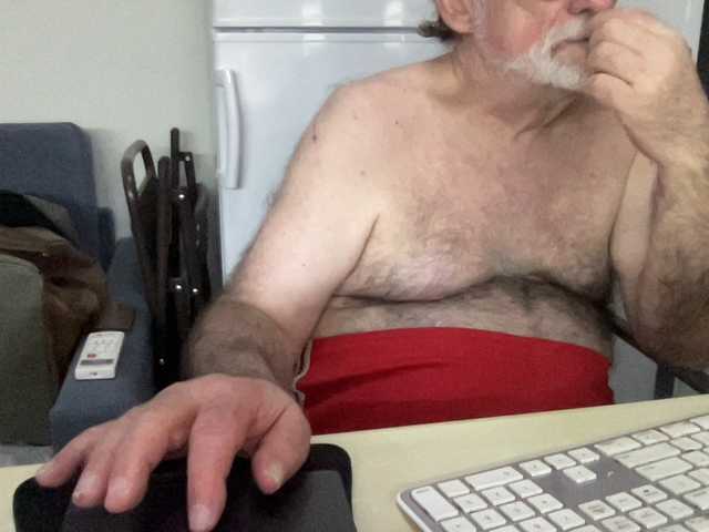 Live sex webcam photo for coach-karl #291315989