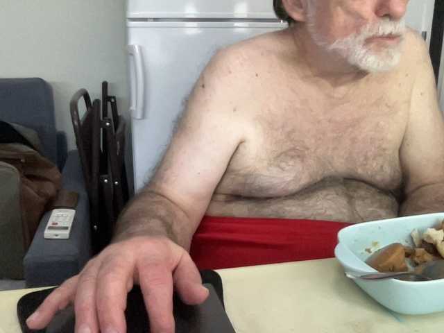 Live sex webcam photo for coach-karl #291325025