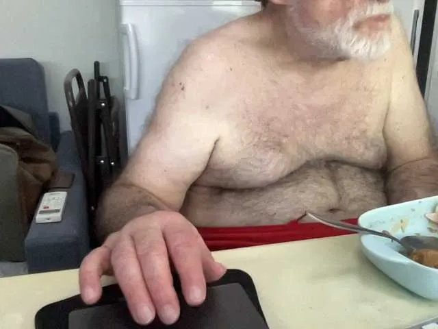 Live sex webcam photo for coach-karl #291359446