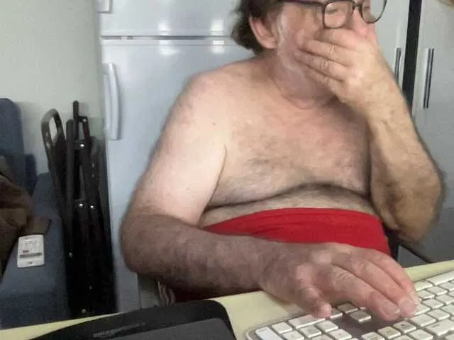 Live sex webcam photo for coach-karl #291374305