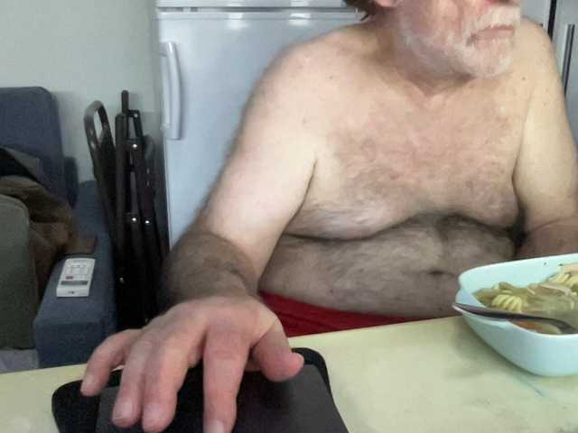 Live sex webcam photo for coach-karl #291426220