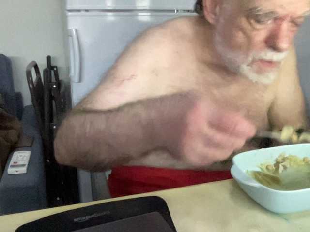 Live sex webcam photo for coach-karl #291475092