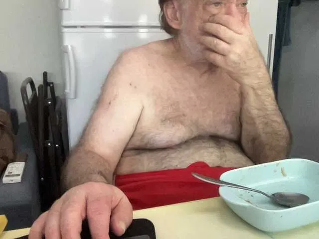 Live sex webcam photo for coach-karl #291494679