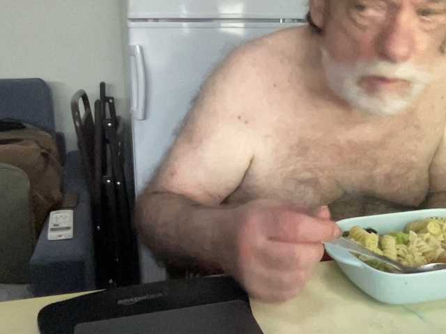 Live sex webcam photo for coach-karl #291515328