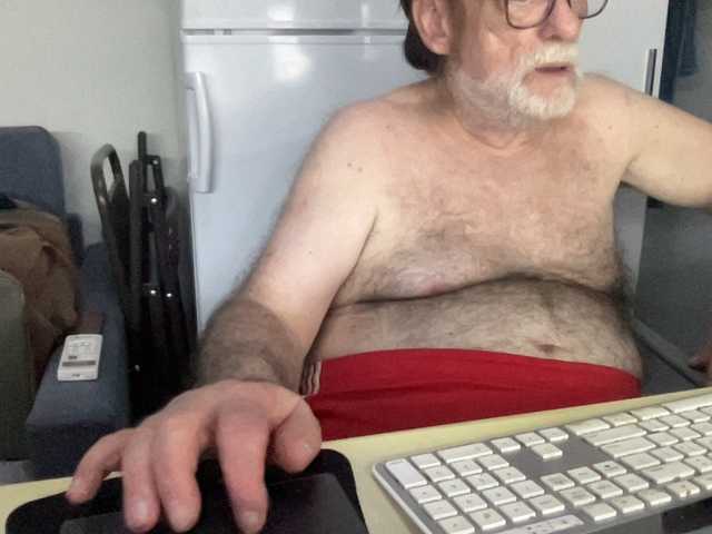 Live sex webcam photo for coach-karl #291517546