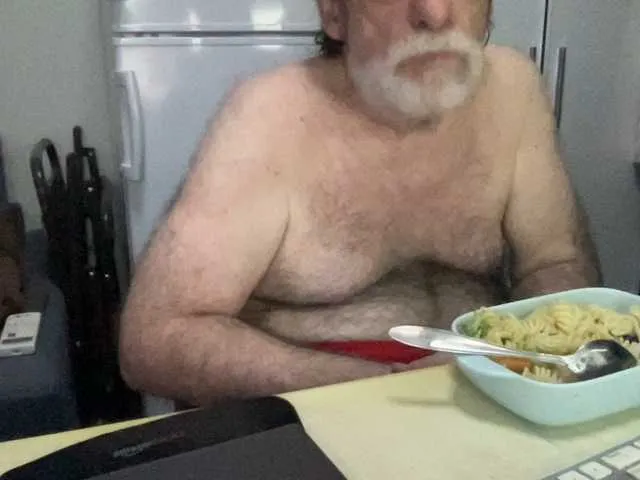 Live sex webcam photo for coach-karl #291550077