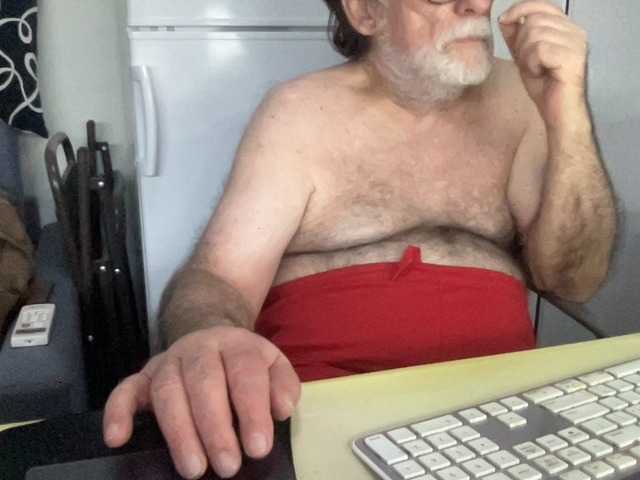 Live sex webcam photo for coach-karl #291769550