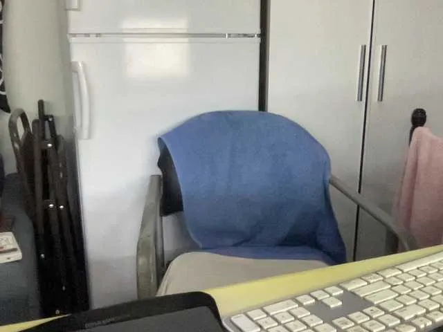 Live sex webcam photo for coach-karl #291780845