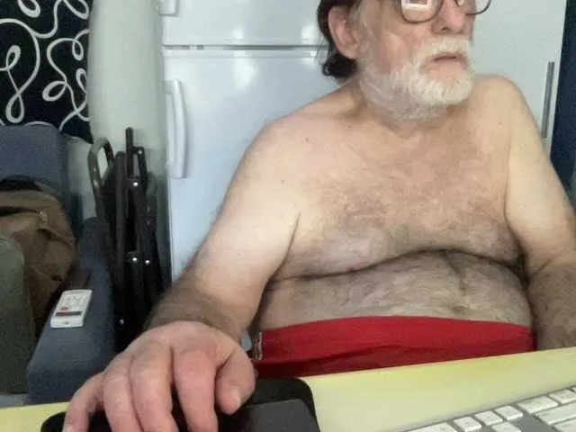 Live sex webcam photo for coach-karl #291801528