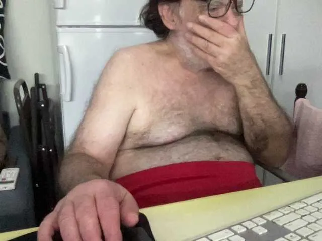 Live sex webcam photo for coach-karl #291821394