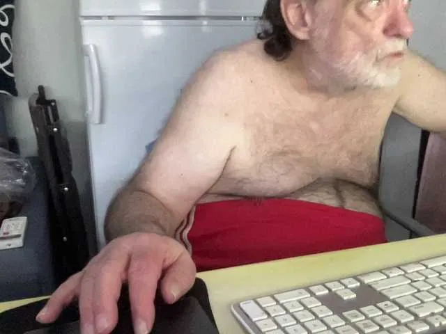 Live sex webcam photo for coach-karl #292021509