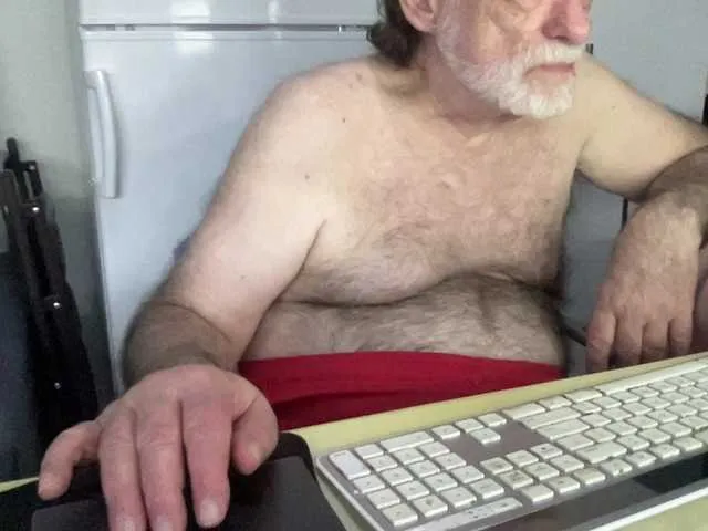 Live sex webcam photo for coach-karl #292109037