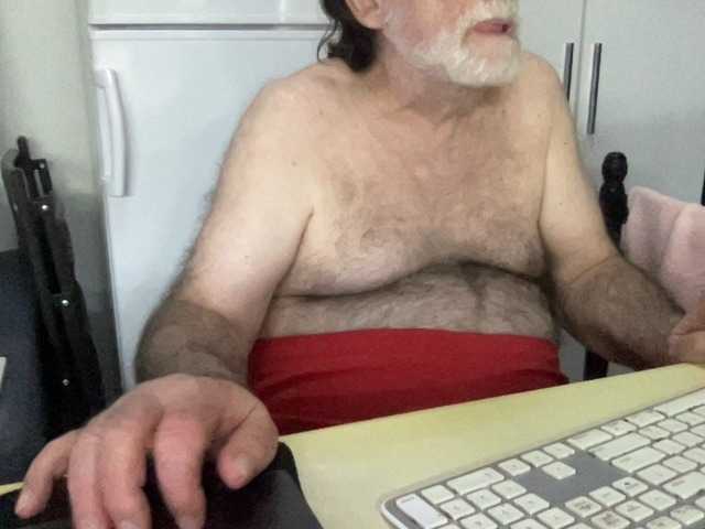 Live sex webcam photo for coach-karl #292139544