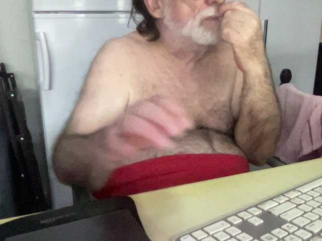 Live sex webcam photo for coach-karl #292172819