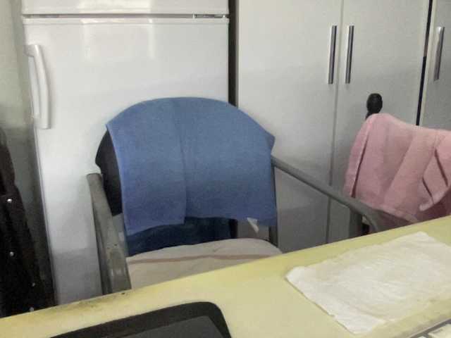 Live sex webcam photo for coach-karl #292184910